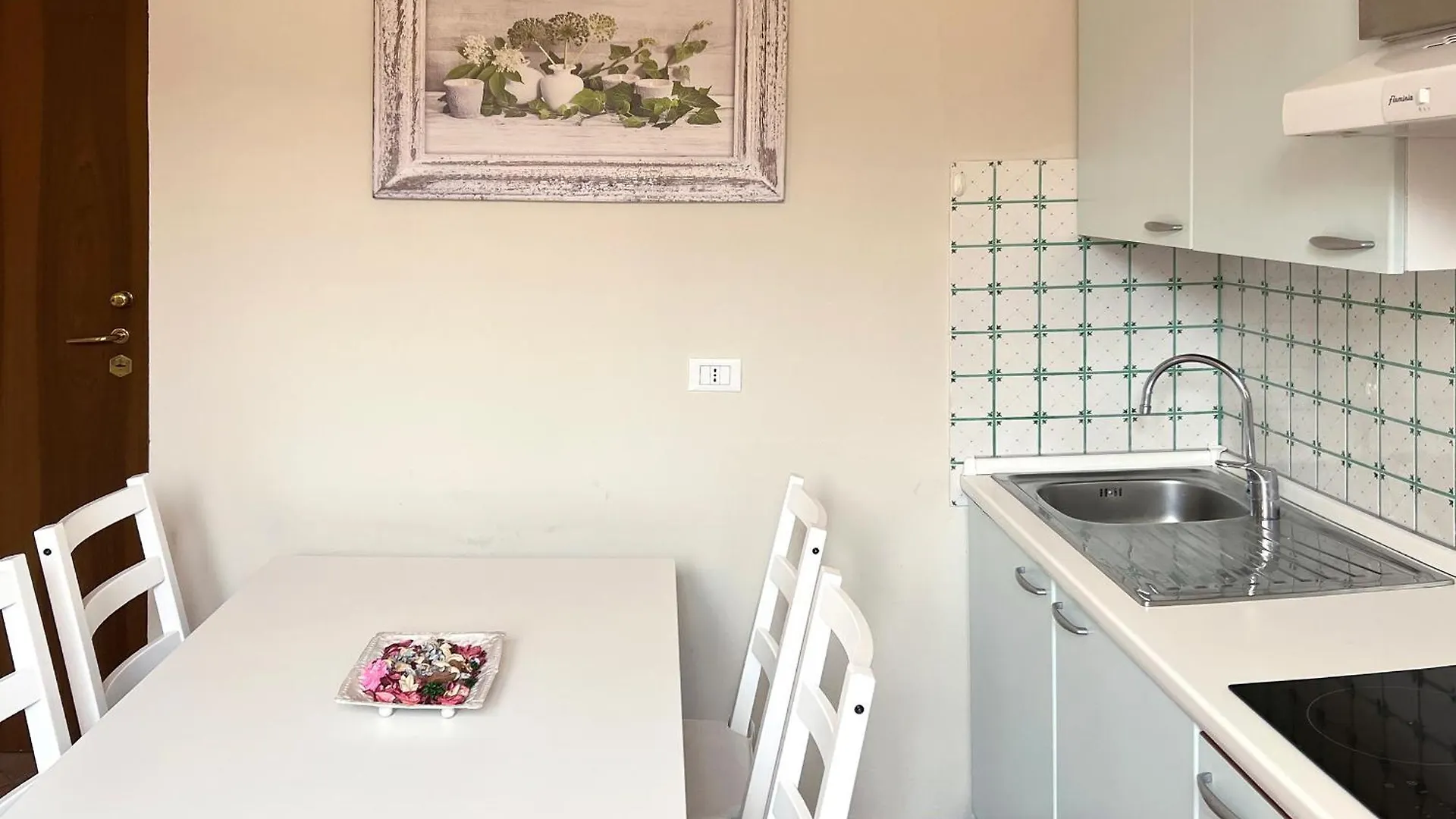 Int 11 - Appartamento Elisa By Residence San Luca Bologna 0*,  Italy